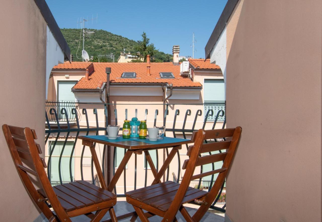 Residence Holidays Pietra Ligure Exterior foto